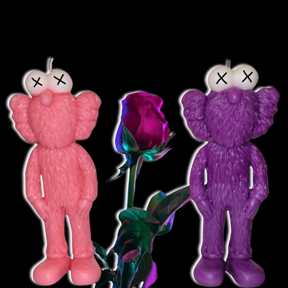 Designer Art Custom Hand Poured Kaws Candle BFF Gift Set - Picture 14 of 14